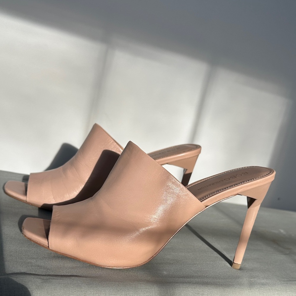 BCBGeneration Nude Mules